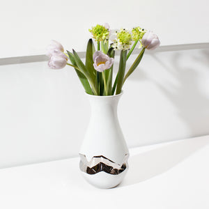 Talianna Oro Vase, White w/Silver - ANNA New York