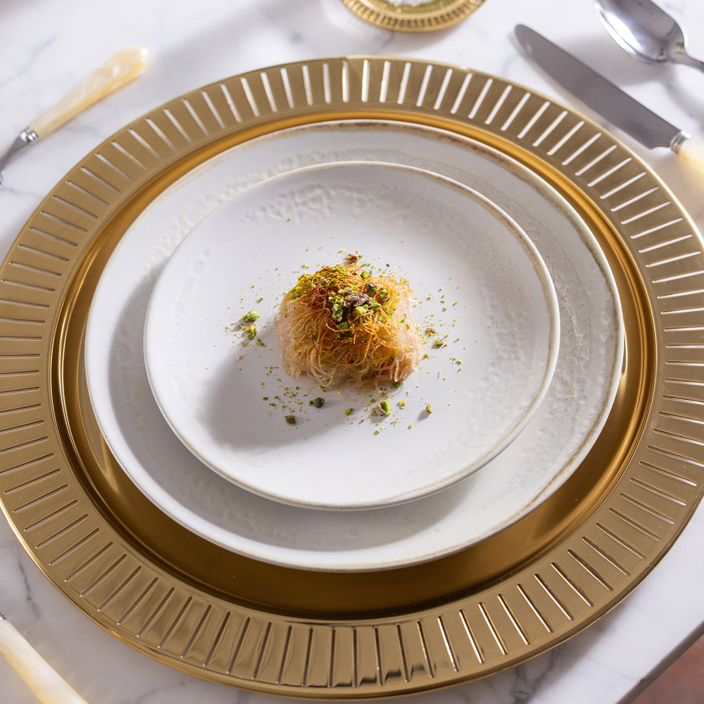 Striations Serving Tray Round, Gold