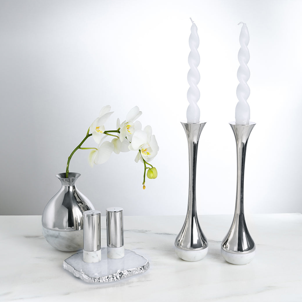 French Vintge Cndleholders, Set 2 Gilt Brss Cndleholders, 1970s Set 2 For Sale