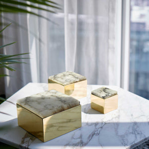 
            
                Load image into Gallery viewer, Scatola Box Pure Brass / Alabaster - ANNA New York
            
        