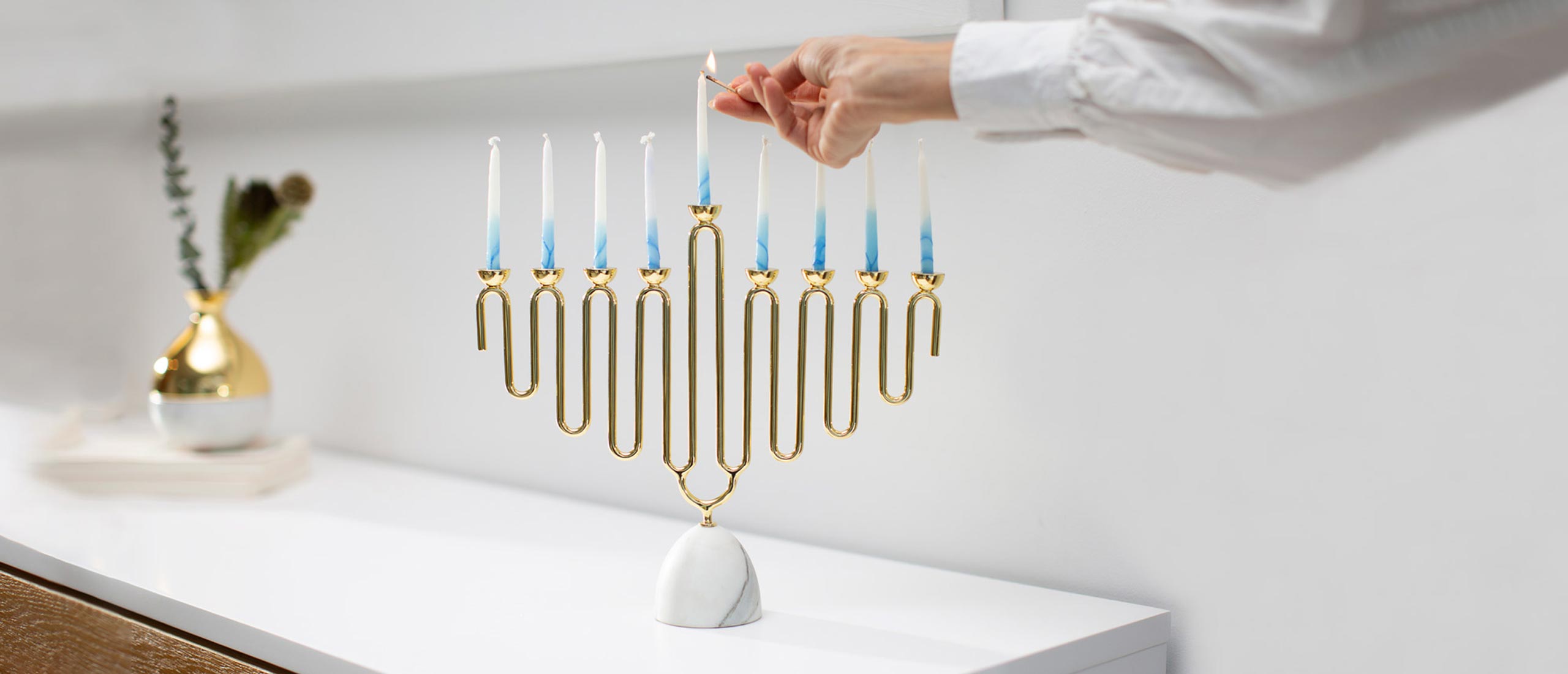 Modern JUDAICA