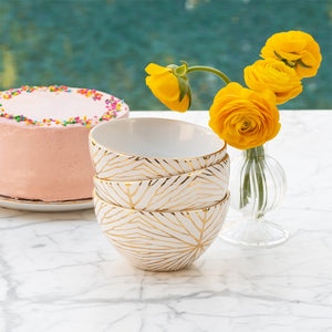 
            
                Load image into Gallery viewer, Talianna Lilypad Dessert Bowls S/4, White w/Gold - ANNA New York
            
        